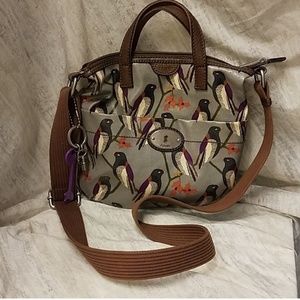 Small Fossil Key Per crossbody